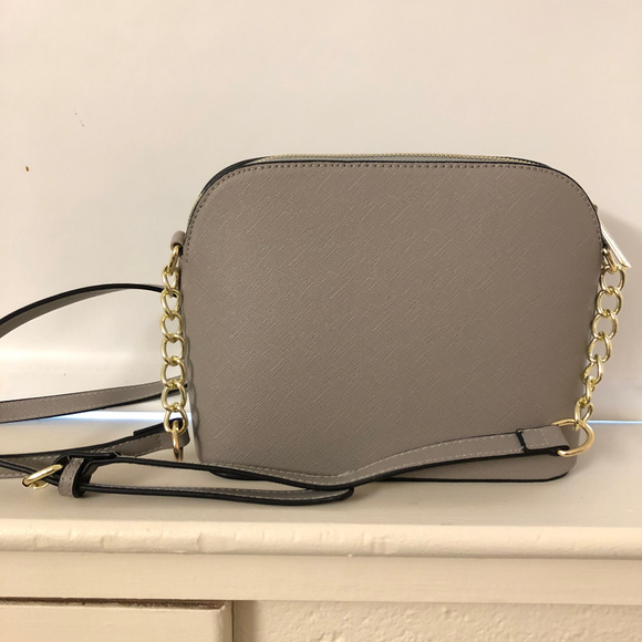 SOLD Michael Kors Gray/Gold Shoulder Crossbody Bag - Picture 2 of 4